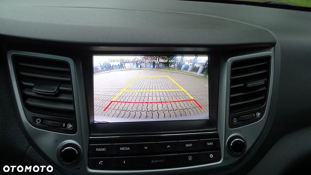 Hyundai Tucson 2.0 CRDI BlueDrive GO 2WD - 24