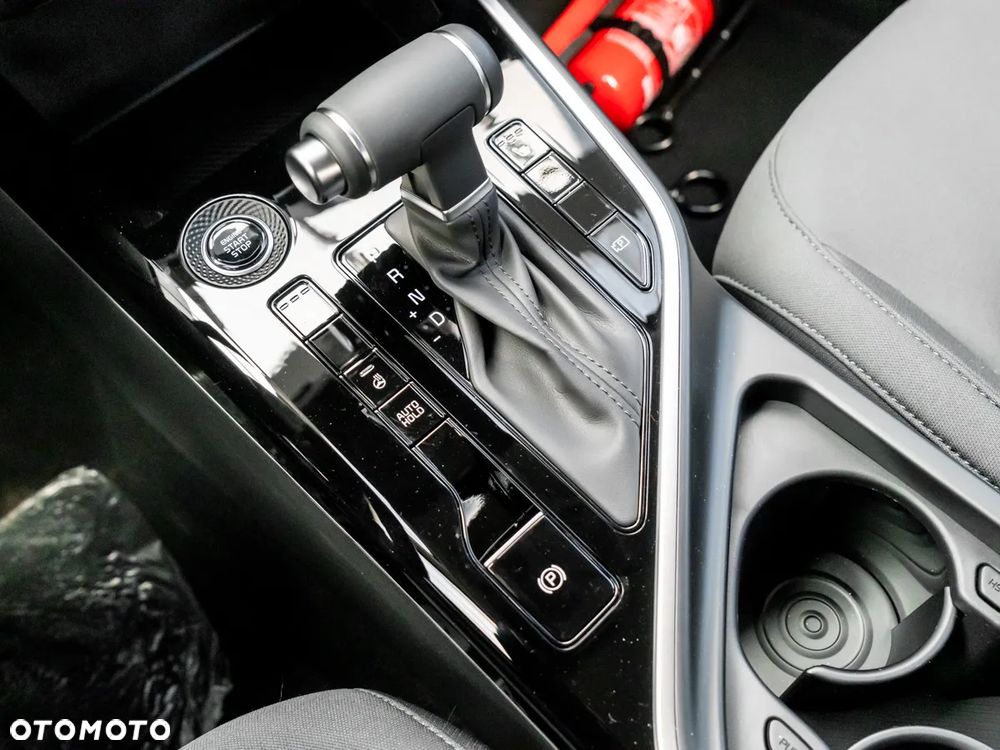 Kia Niro 1.6 GDI Hybrid M - 23