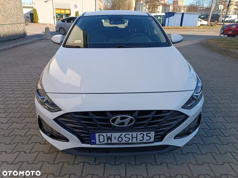 Hyundai i30 1.5 DPI Classic + - 6