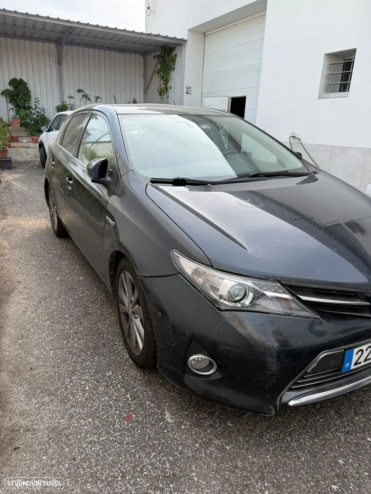 Toyota Auris 1.8 HSD Comfort - 4