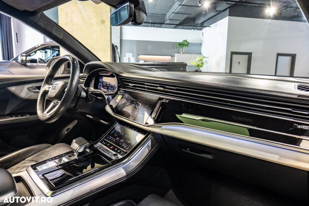 Audi Q8 - 27