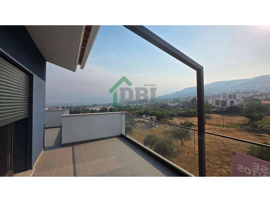 T3 C/Terraços Fabulosos! 
 Zona Baixa da Cidade - Grande imagem: 4/20