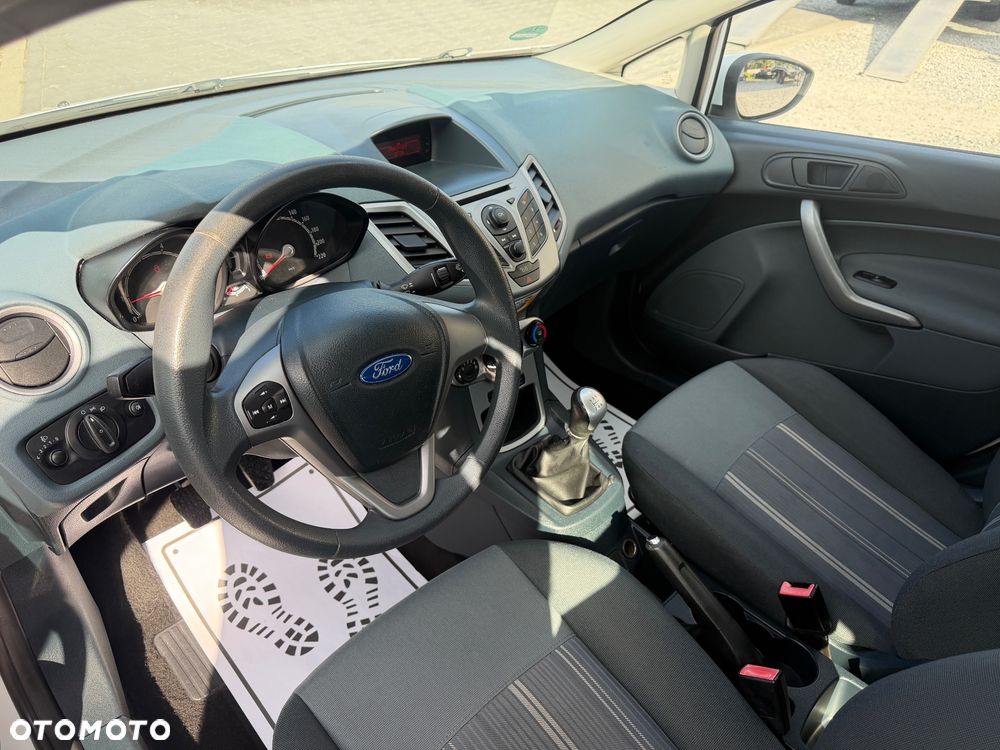 Ford Fiesta 1.25 Viva - 19