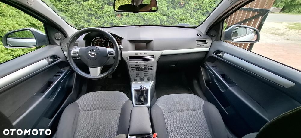 Opel Astra 1.6 - 10