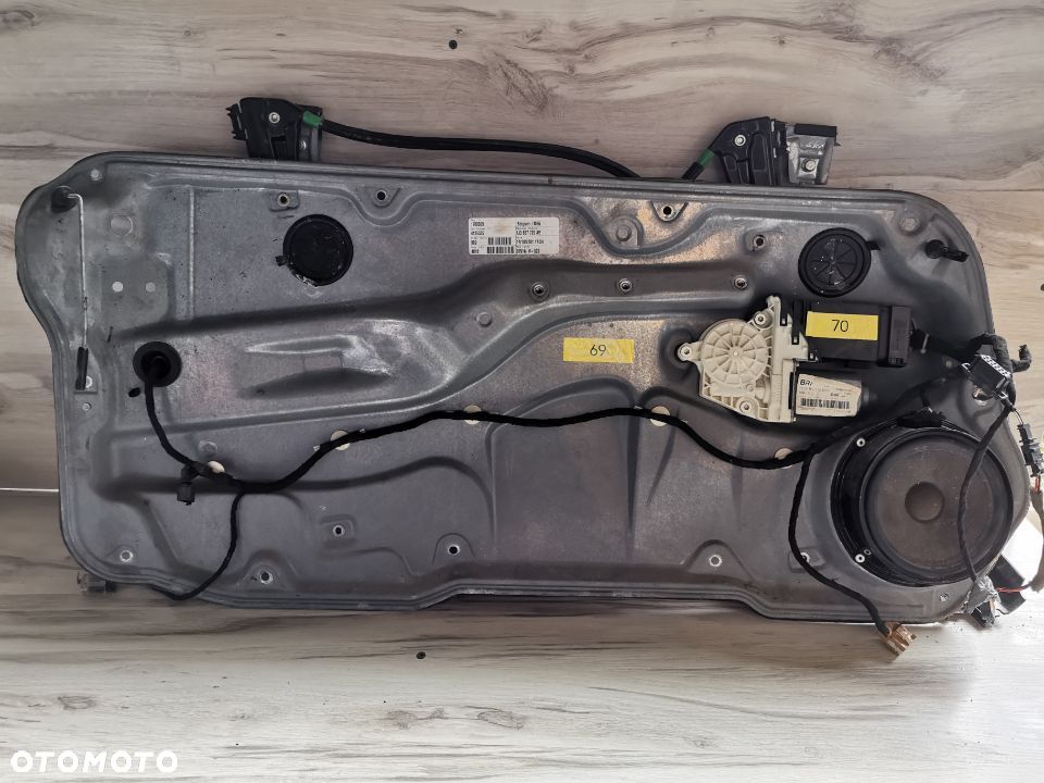 Silniczek podnoszenia szyby sterownik Golf IV 1J3837729AE lewy przód