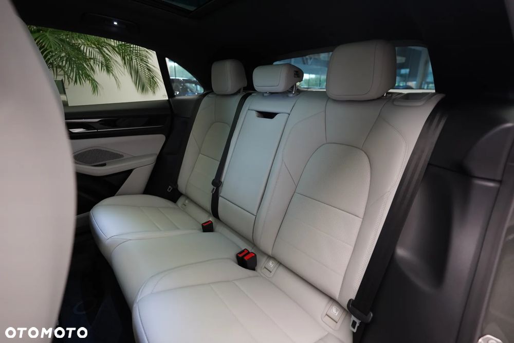 Porsche Macan 4S 100kWh - 11