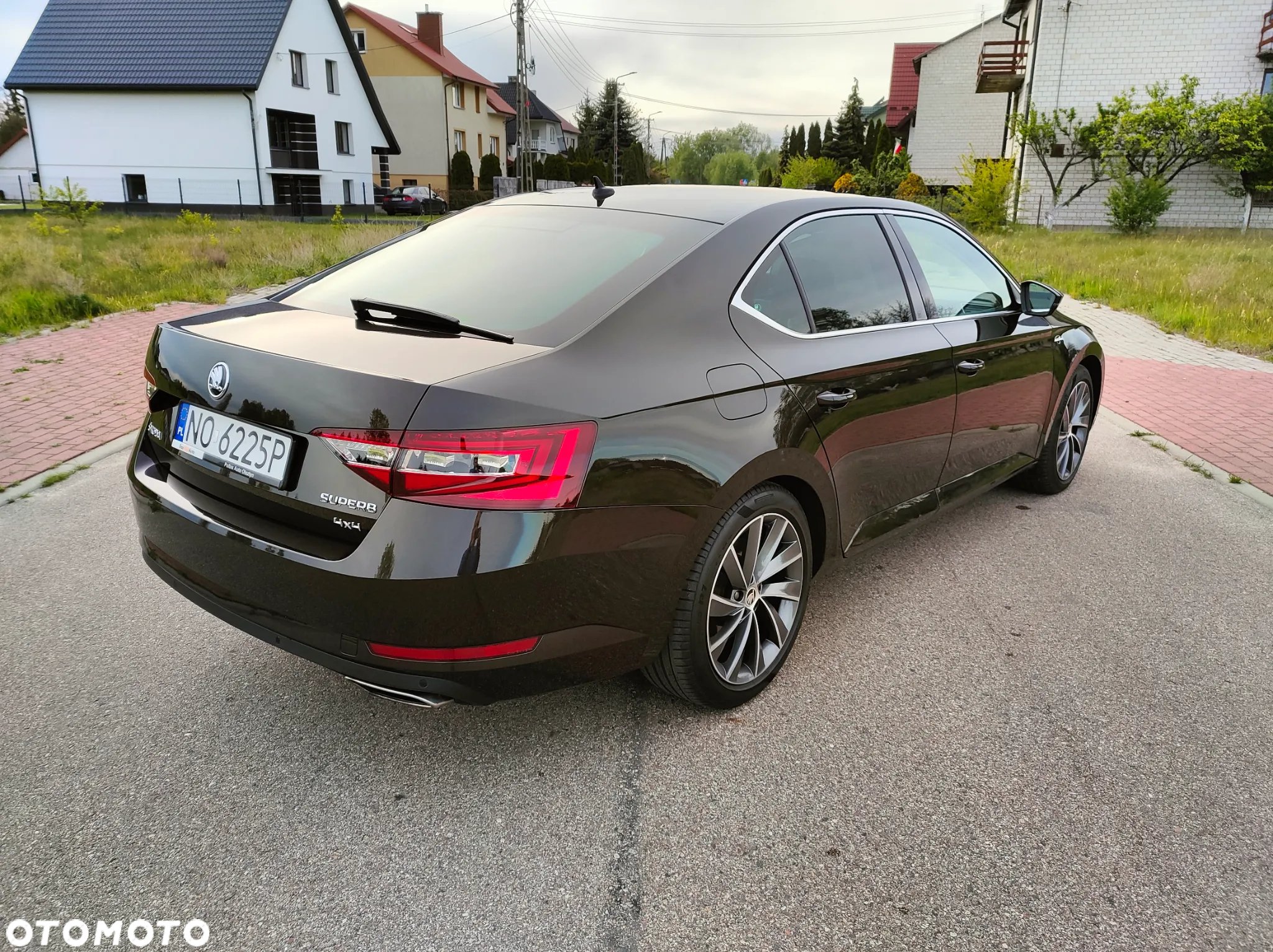 Skoda Superb 2.0 TSI 4x4 L&K DSG - 6
