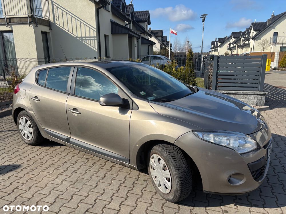 Renault Megane 1.6 16V Dynamique - 1