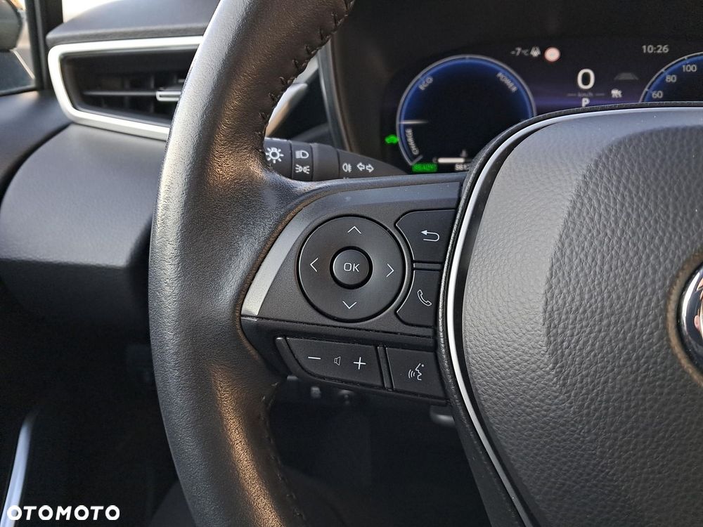 Toyota Corolla 1.8 Hybrid Style - 17