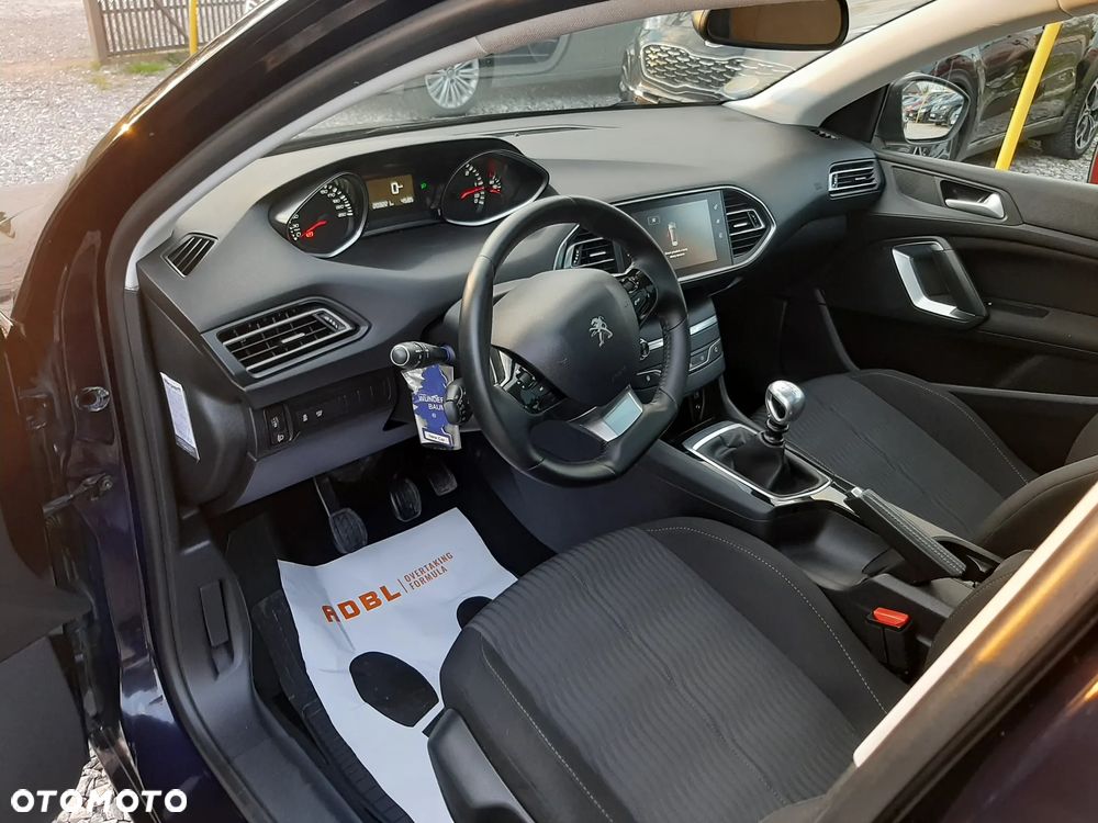 Peugeot 308 BlueHDi 120 Stop & Start Allure - 12