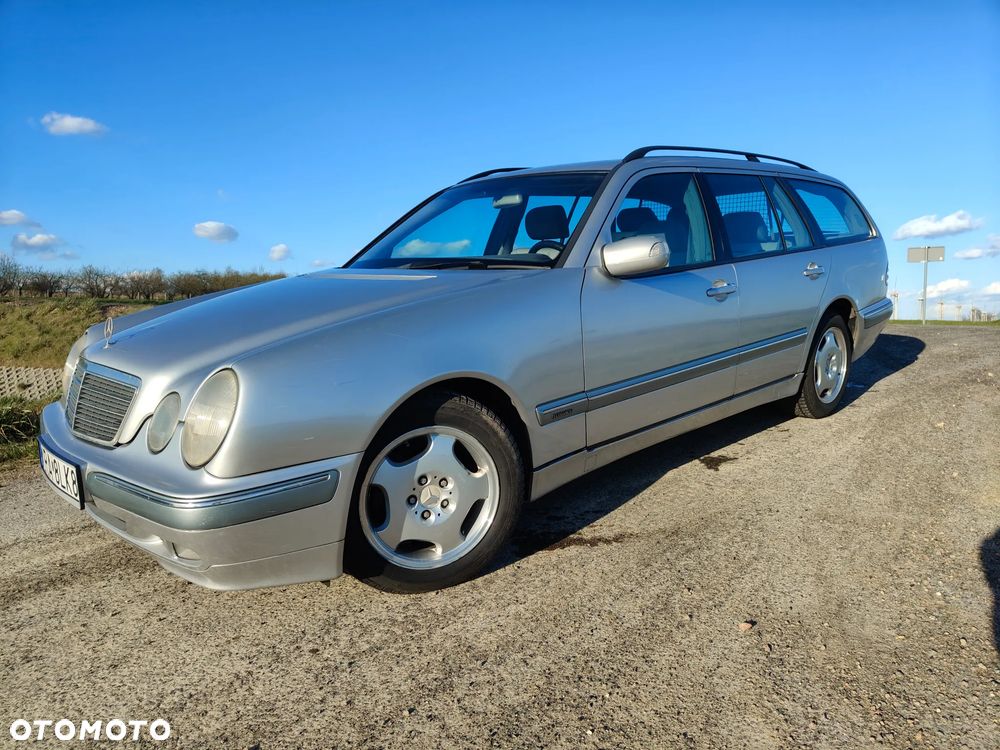 Mercedes-Benz Klasa E - 6