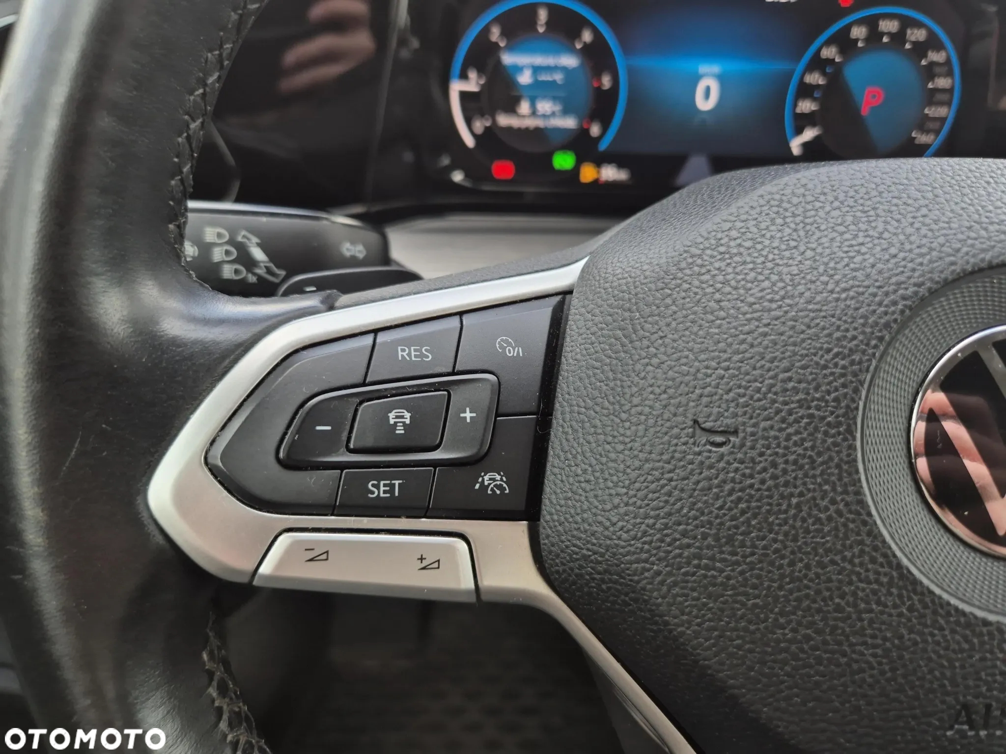 Volkswagen Golf VIII 2.0 TDI Style DSG - 22