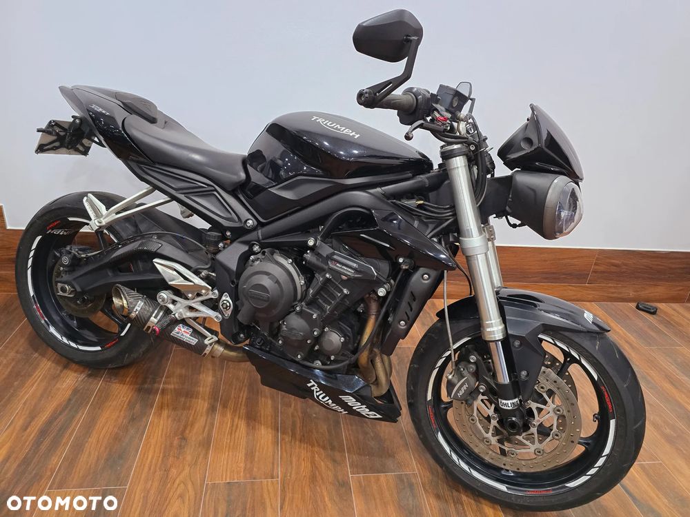 Triumph Street Triple - 2