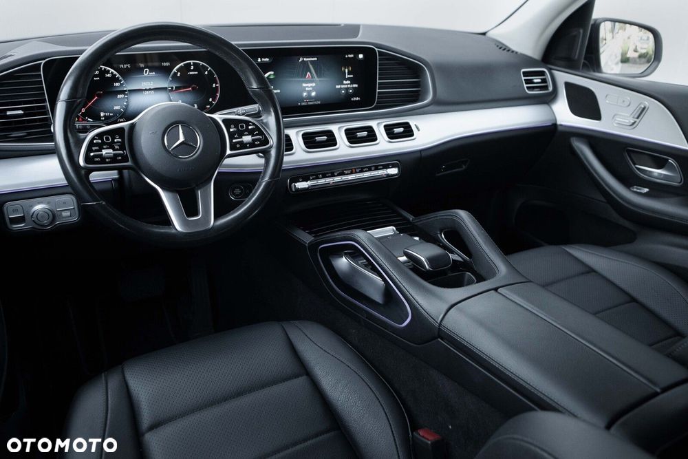 Mercedes-Benz GLE - 27