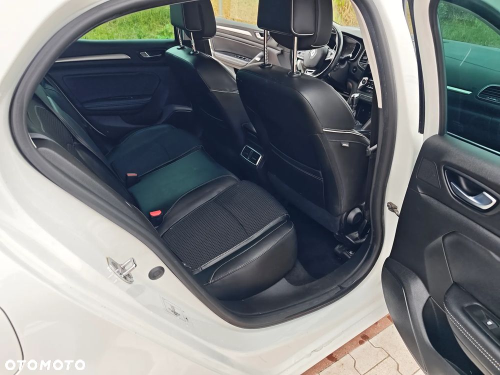 Renault Megane 1.2 Energy TCe Bose - 12