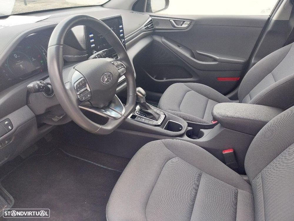 Hyundai Ioniq 1.6 GDI PHEV - 6