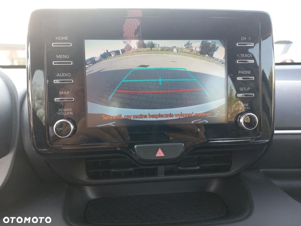 Toyota Yaris Hybrid 1.5 Comfort - 22