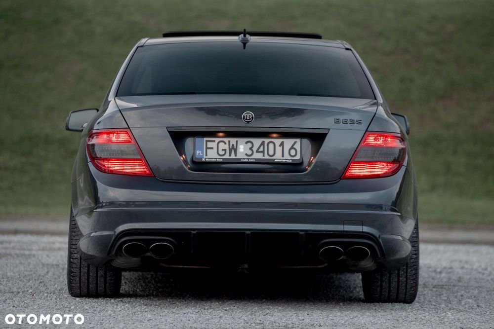 Mercedes-Benz Klasa C 63 AMG 7G-TRONIC - 8