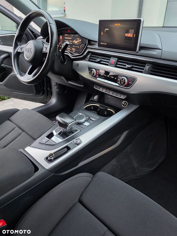 Audi A4 Limousine - 18