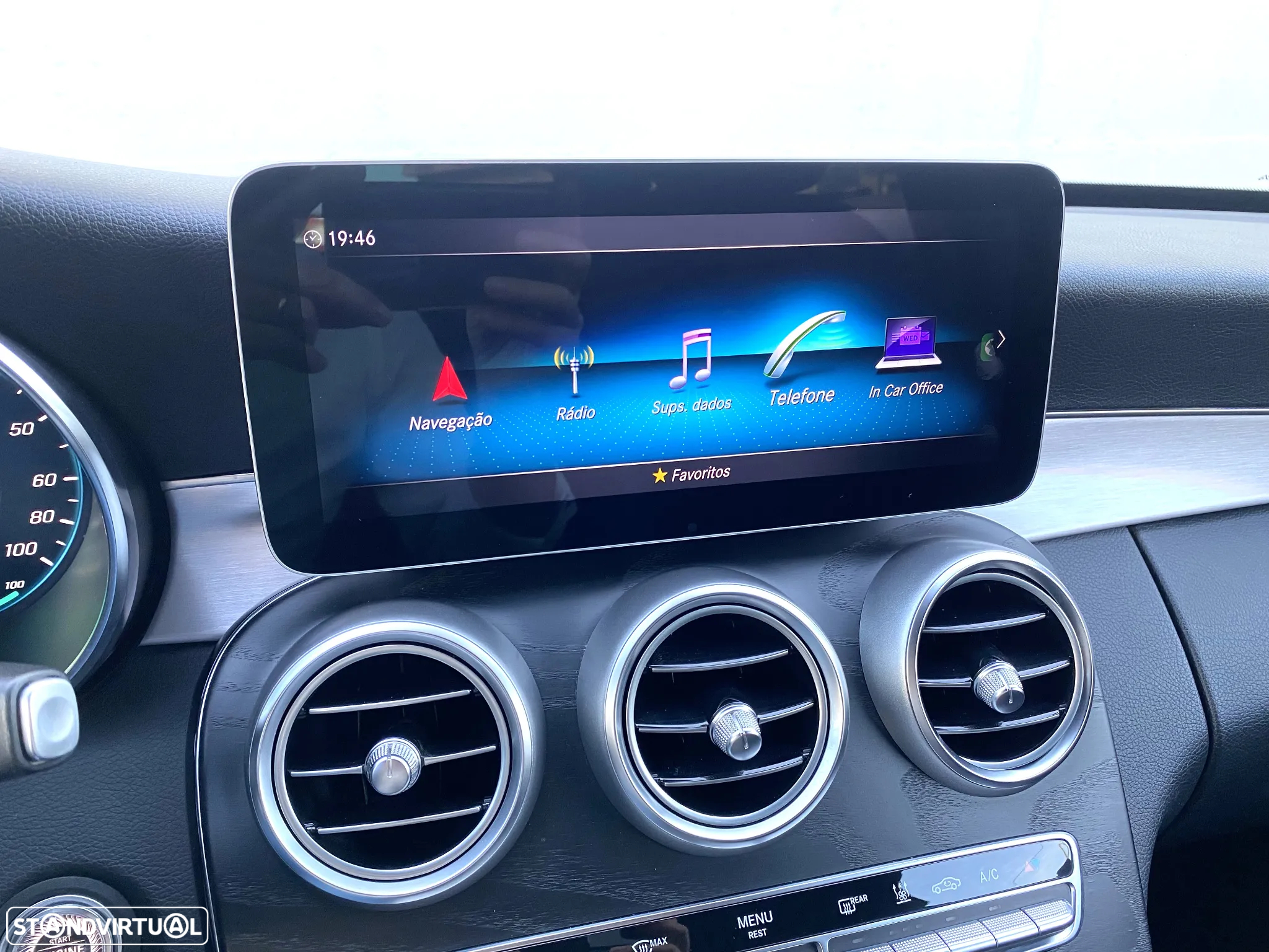 Mercedes-Benz C 300 de AMG Line - 20
