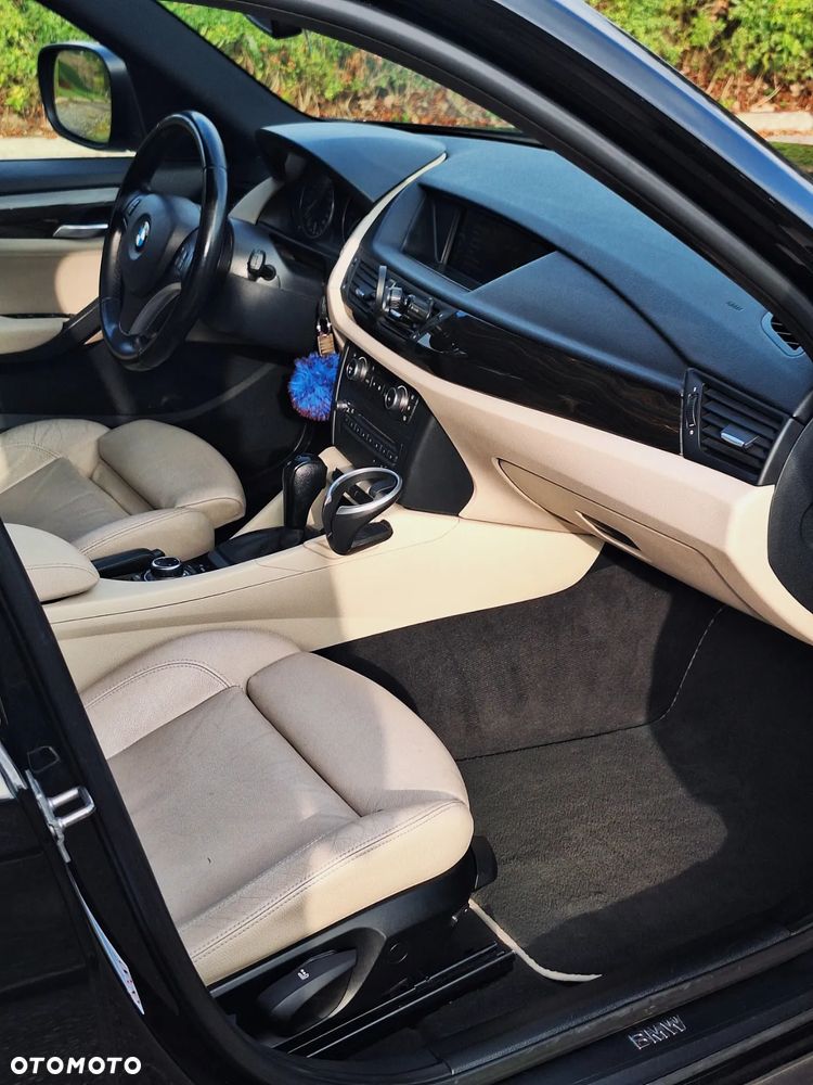 BMW X1 sDrive20d - 30