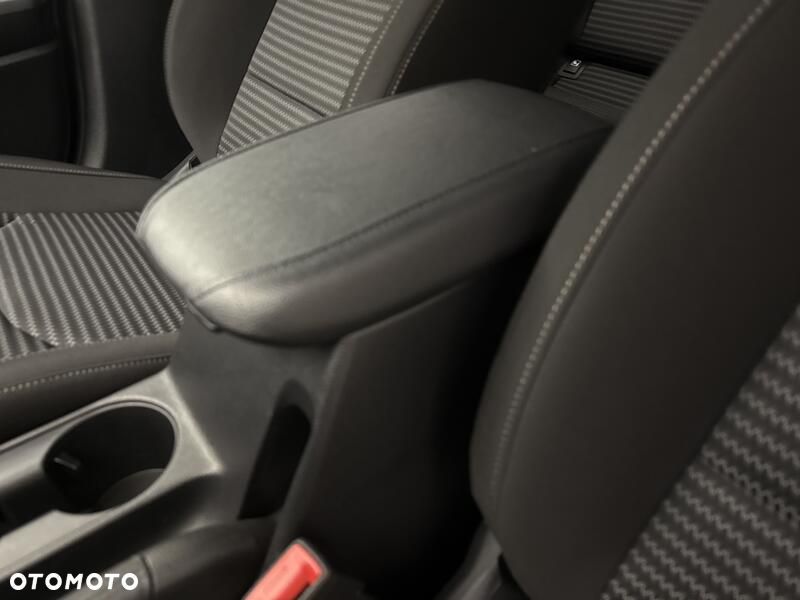 Kia Ceed 1.5 T-GDI M - 19