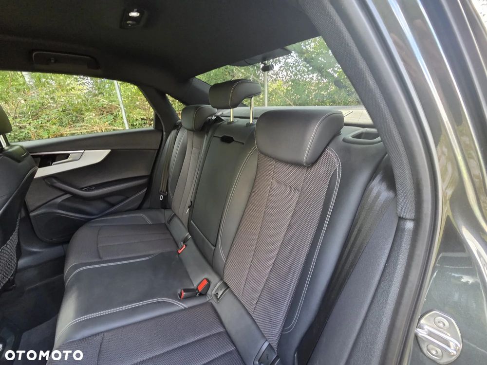 Audi A4 Limousine 35 TFSI mHEV S Line S tronic - 24