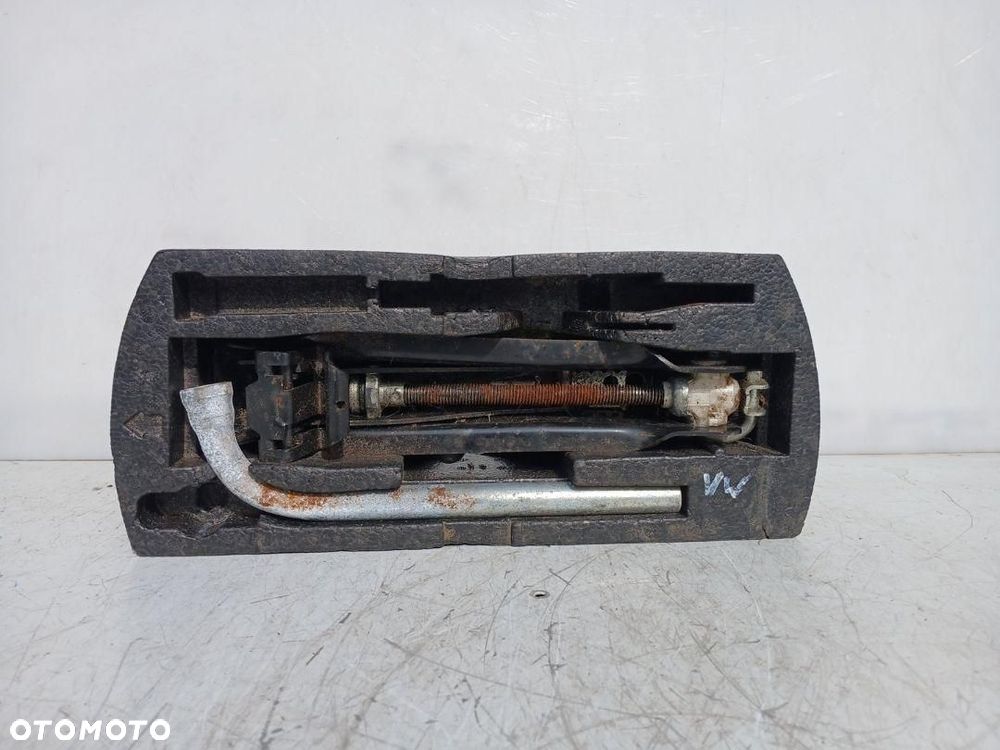 LEWAREK PODNOŚNIK ZESTAW NAPRAWCZY KOŁA VOLKSWAGEN 6 VI 1J0012115-AF - 2