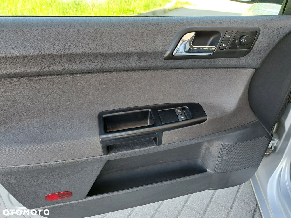 Volkswagen Polo - 23