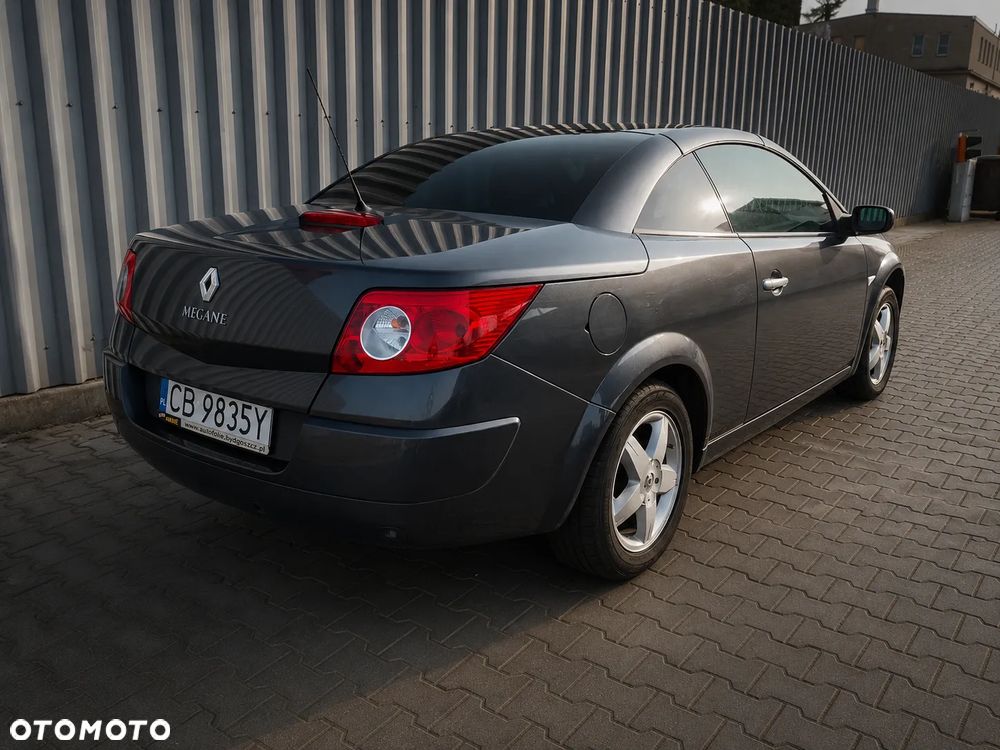 Renault Megane 1.6 Dynamique - 4