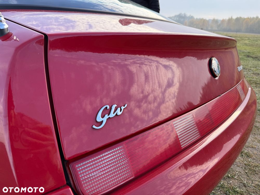 Alfa Romeo GTV - 4