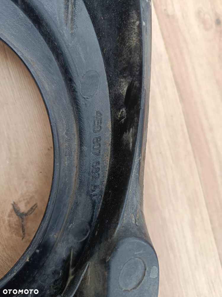 AUDI A8 D3 LIFT KRATKA ZDERZAKA PRAWA 4E0807682AD - 7