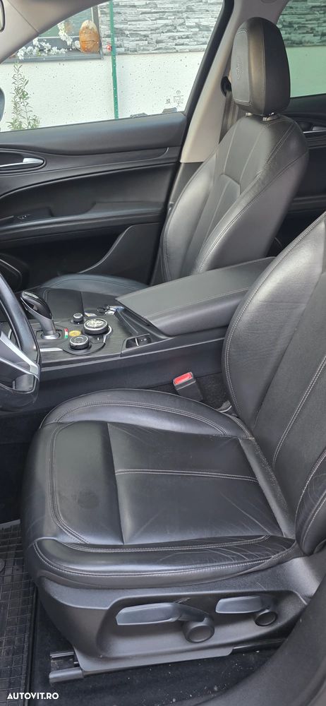 Alfa Romeo Stelvio 2.2 JTDM AWD Super - 9