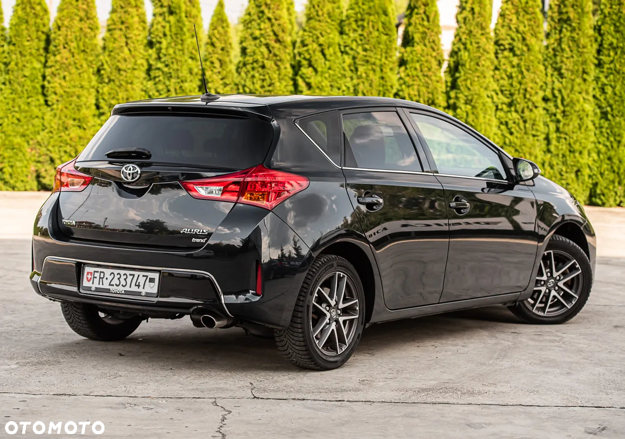 Toyota Auris 1.6 Premium Comfort - 14