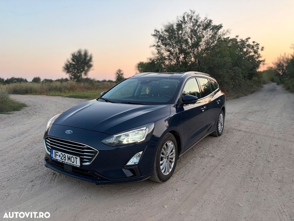 Ford Focus 1.0 EcoBoost Titanium Business - 1