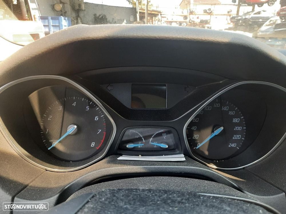 QUADRANTE FORD FOCUS III SEDAN 2011 - 3