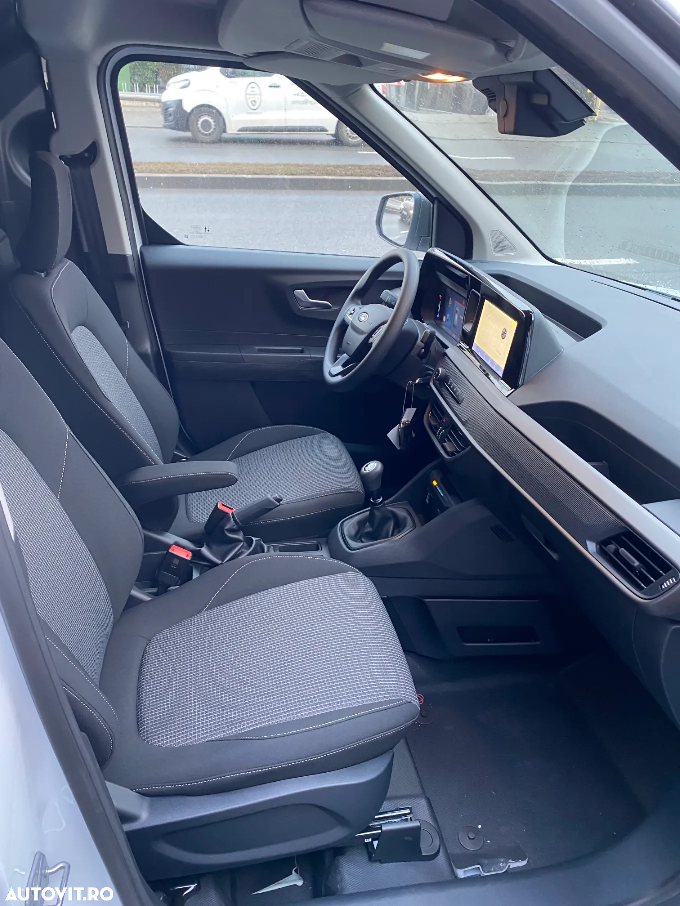 Ford Transit Courier Van Trend - 18
