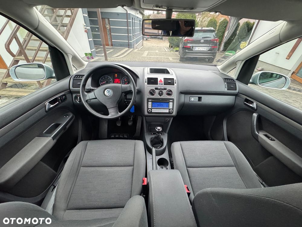 Volkswagen Touran 1.6 Freestyle - 5