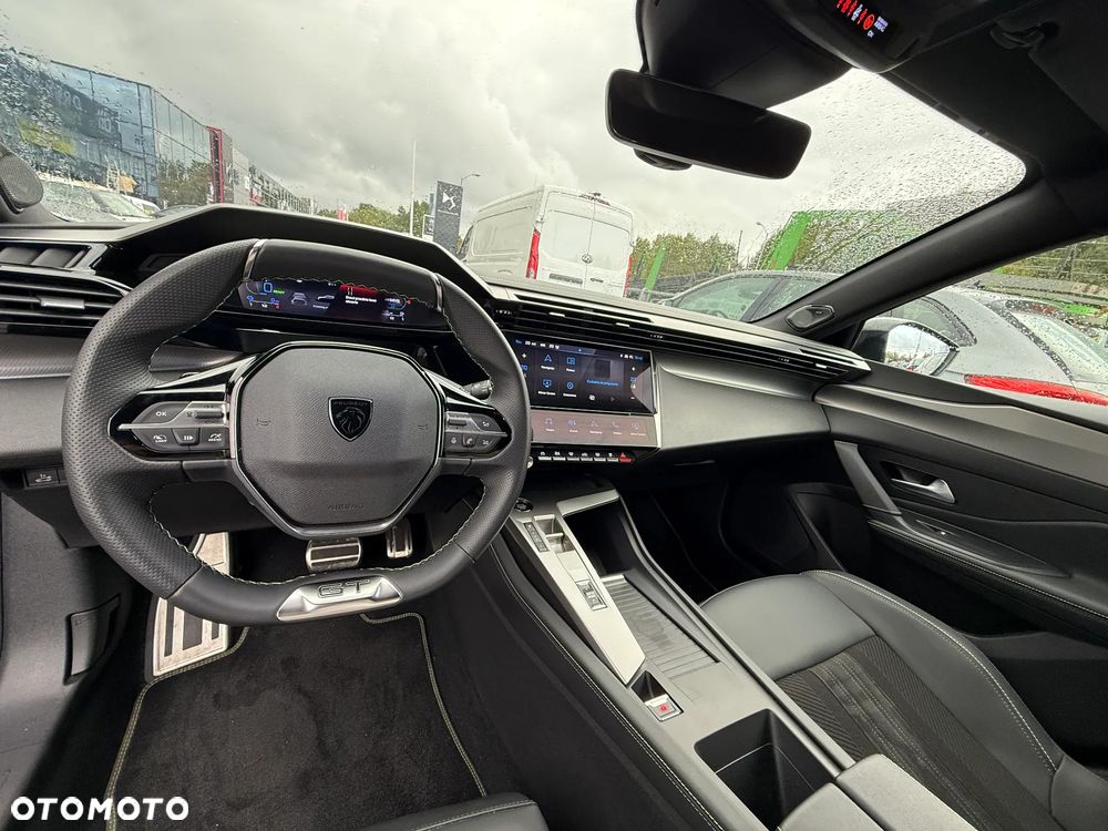 Peugeot 408 1.6 Plug-In Hybrid 180 GT EAT8 - 24