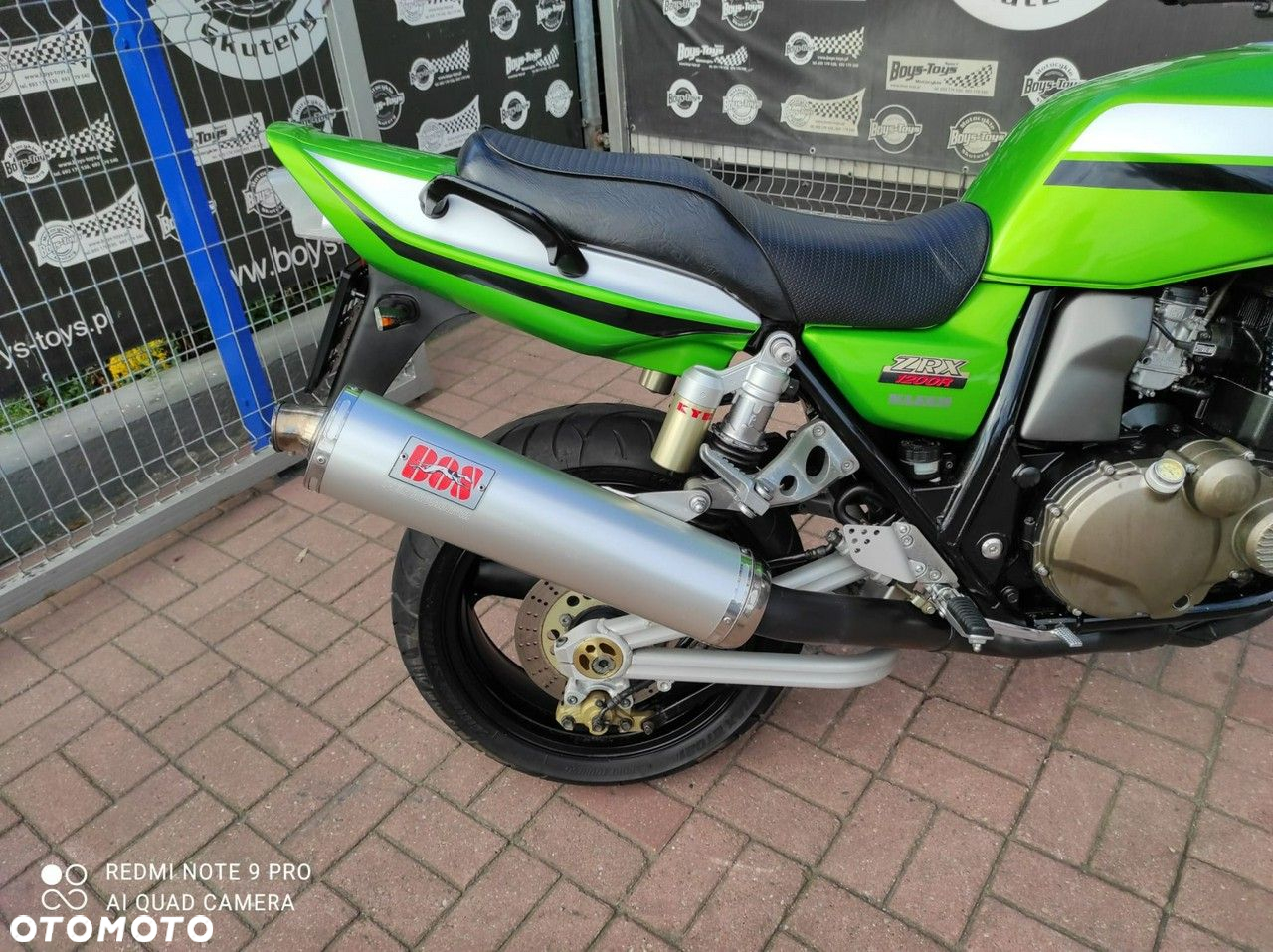 Kawasaki ZRX - 8
