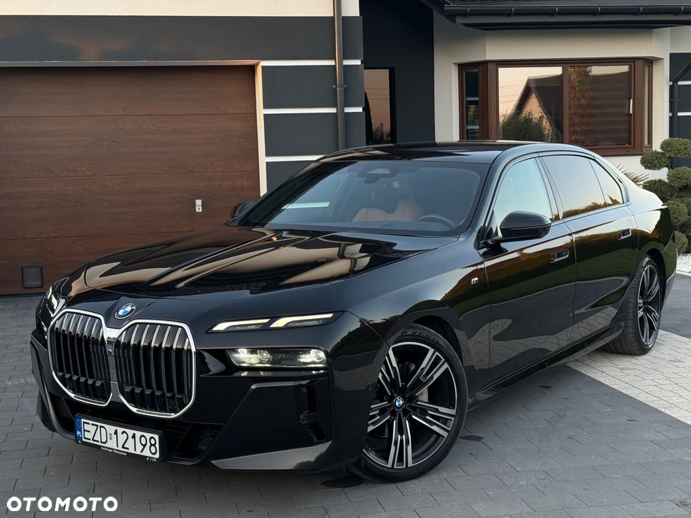 BMW Seria 7 730d xDrive sport - 37
