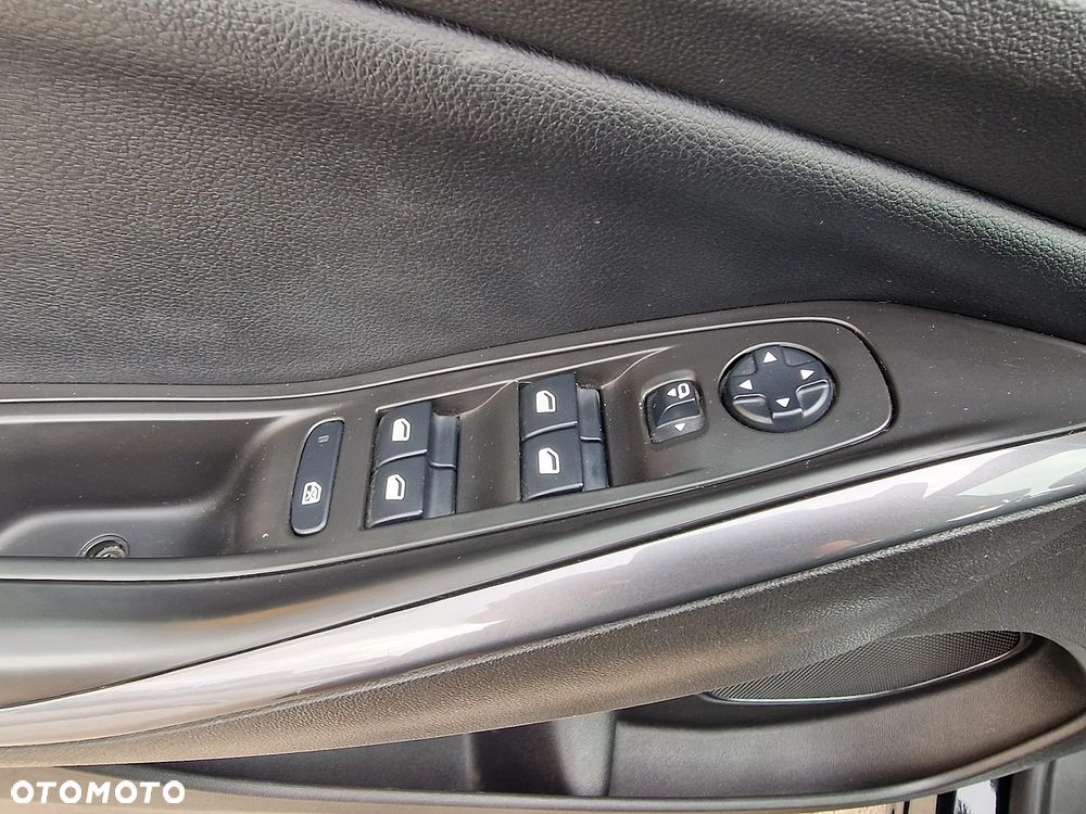 Opel Grandland X - 13