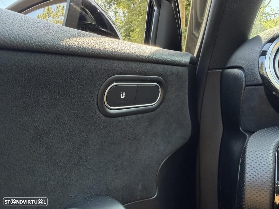 Mercedes-Benz A 250 e AMG Line - 23