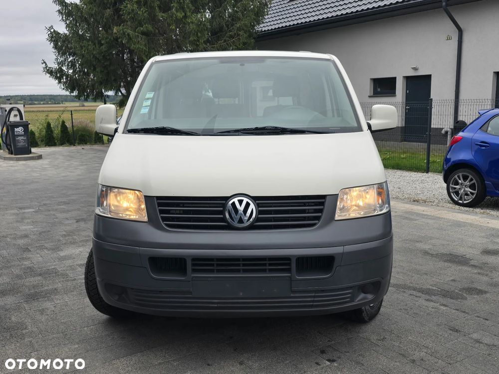 Volkswagen Transporter - 4