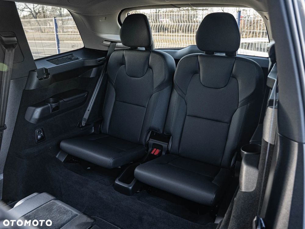 Volvo XC 90 - 27