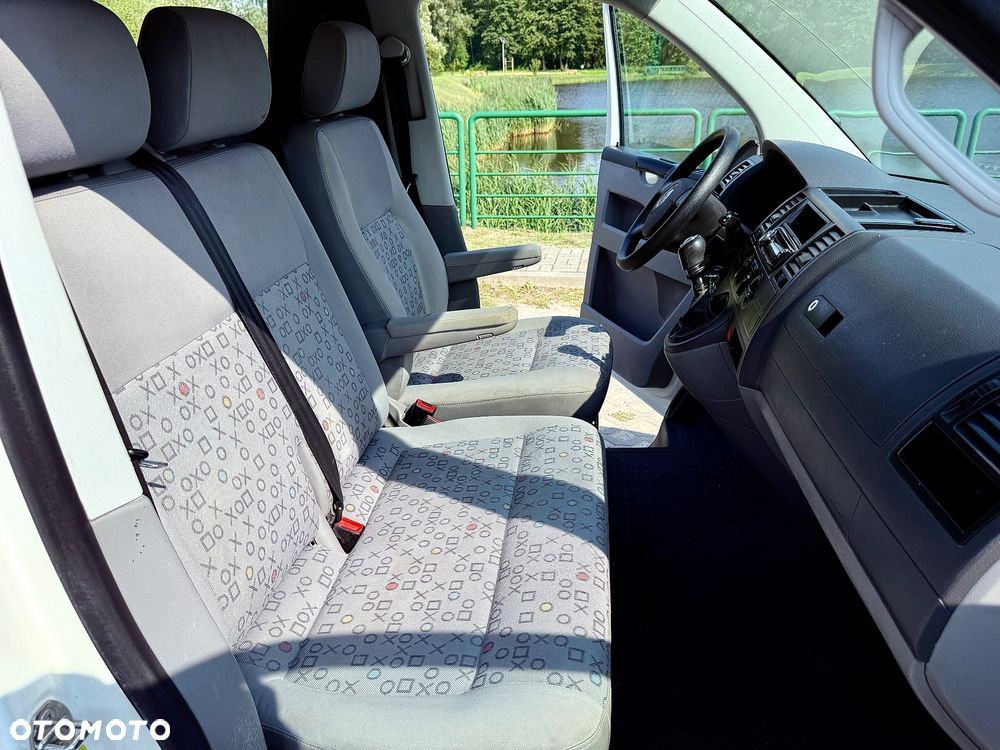 Volkswagen TRANSPORTER T5 1,9TDI 102KM - 24