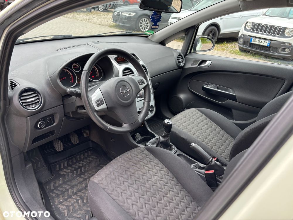 Opel Corsa - 7