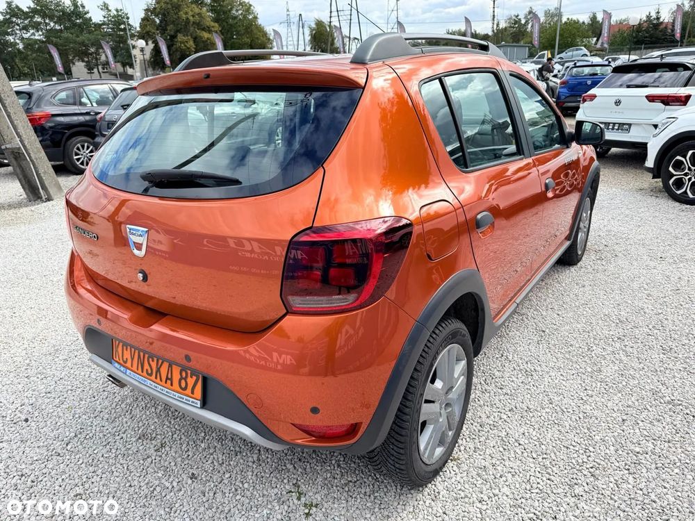 Dacia Sandero Stepway TCe 90 (S&S) Celebration - 6
