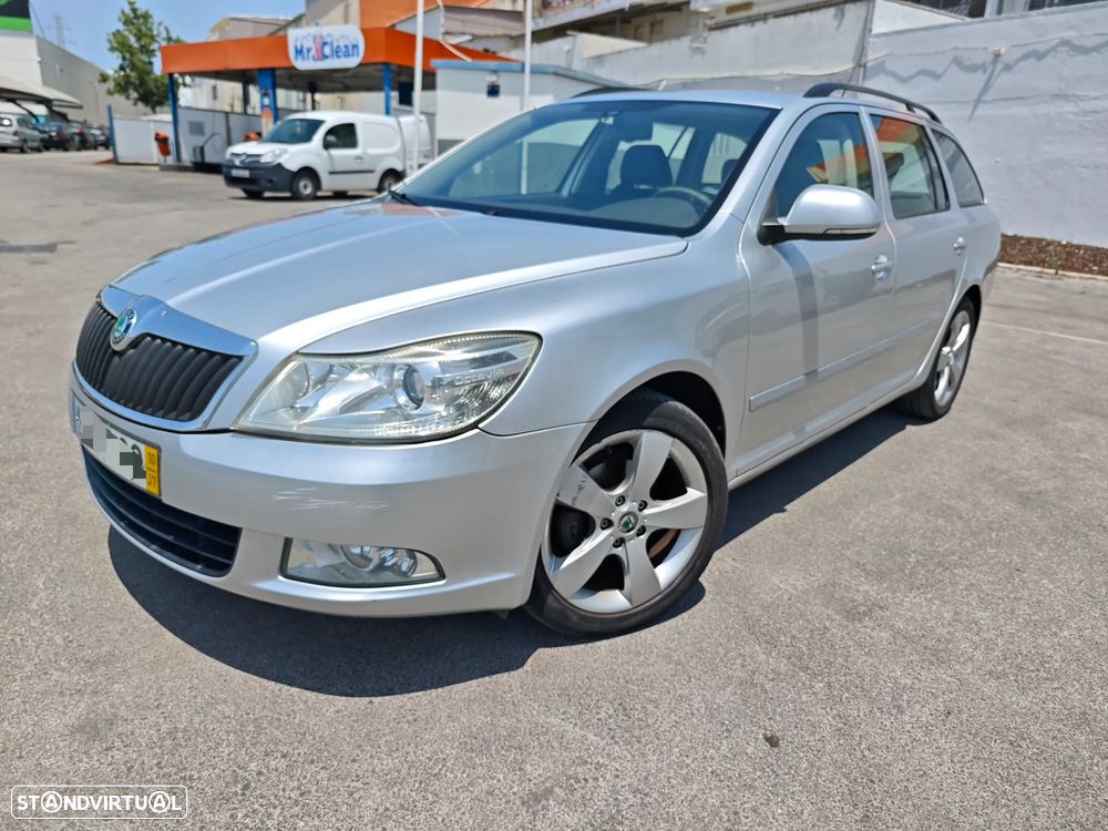 Skoda Octavia 1.6 TDI Sportline - 1