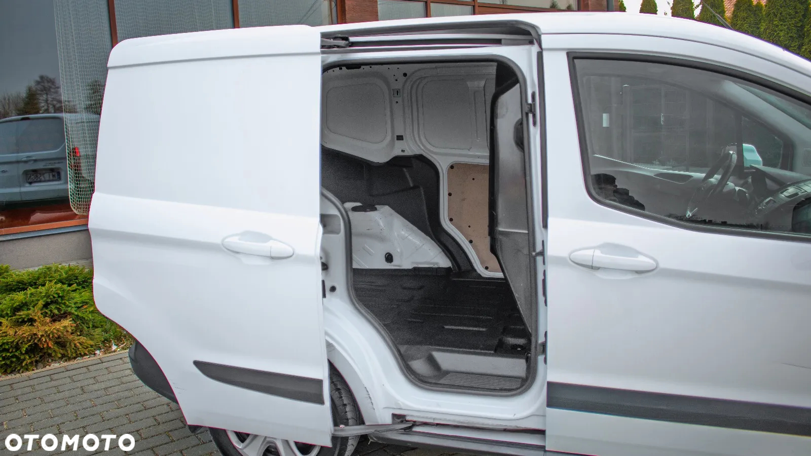 Ford Transit Courier 1.0 EcoBoost Trend - 8